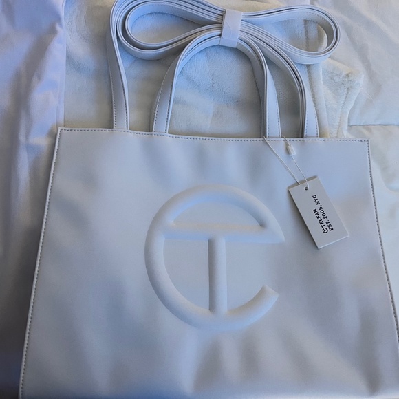 Small Shopping Bag - White Medium White Telfar bag